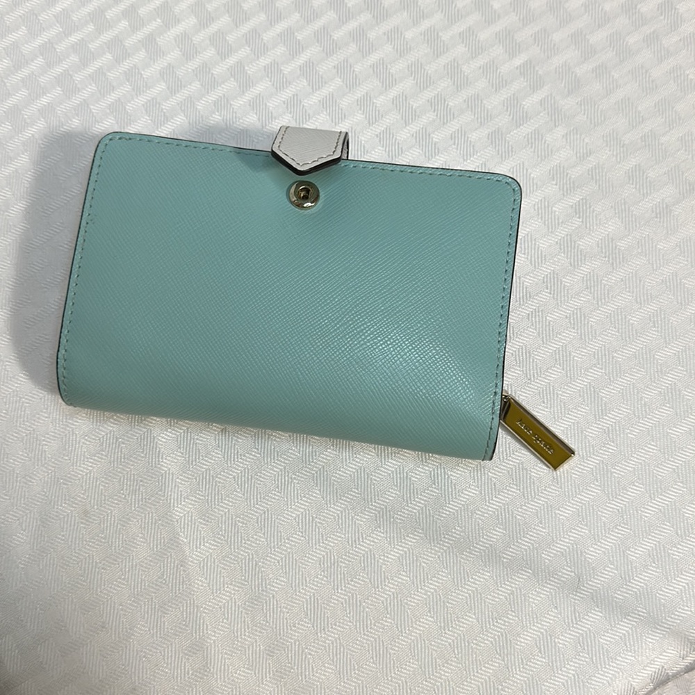 Kate Spade wallet - Picture 2 of 4